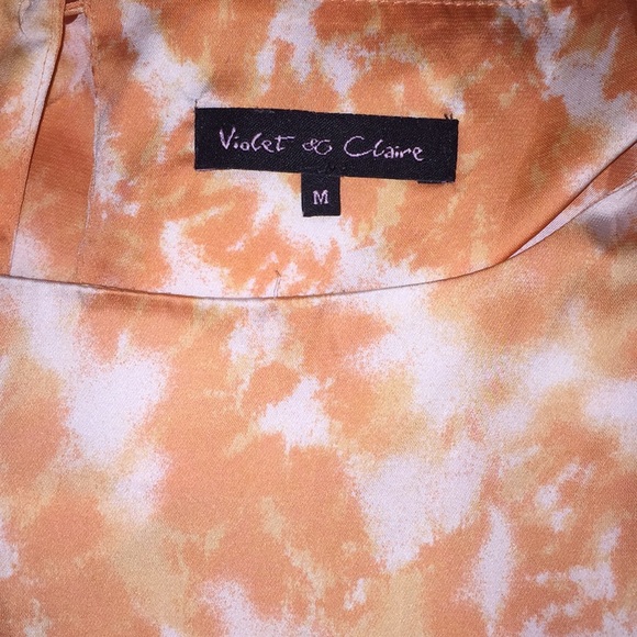 Peach and white blouse - Picture 3 of 8